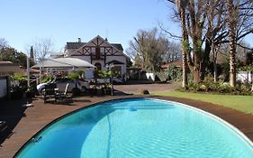 The Oak Potch Guesthouse