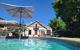 The Oak Potch Guesthouse